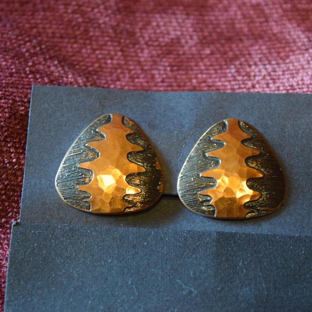 Vintage Women's Earrings - Gold on Productcaster.