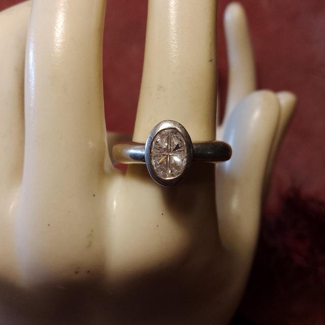 Vintage Women's Ring - Silver on Productcaster.