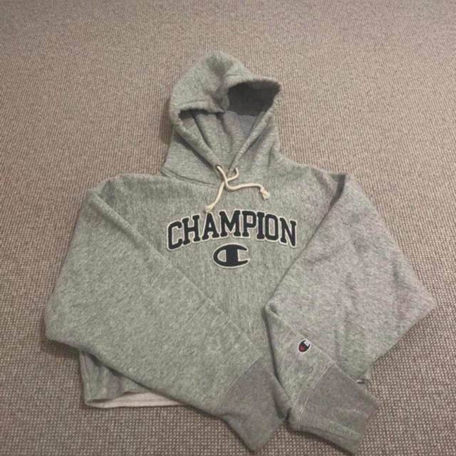 Champion Women's Hoodie - Grey/Green - XS on Productcaster.