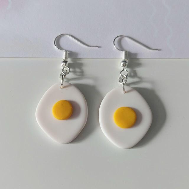 Handmade Women's Jewellery - White on Productcaster.