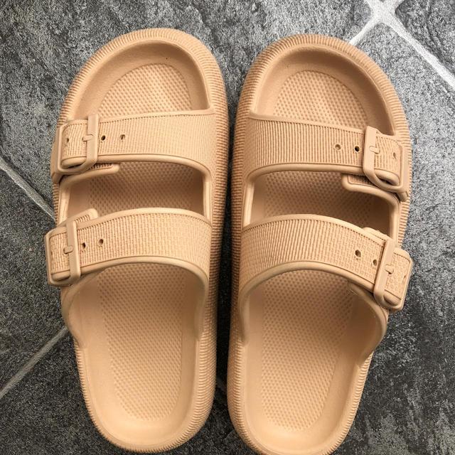 Women's Sandals - Tan/Cream - UK 6 on Productcaster.