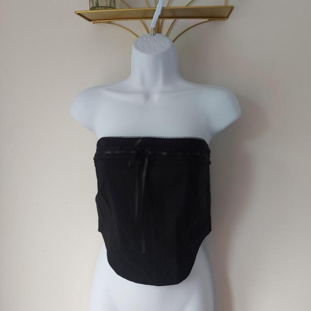 Urban Outfitters Women's Crop top - Black - L on Productcaster.