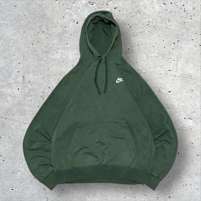 Nike Men's Hoodie - Green - L on Productcaster.