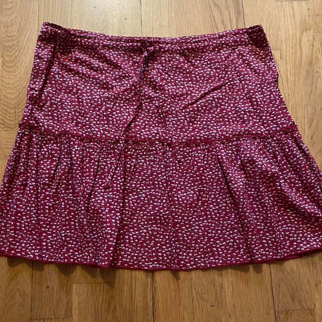 Brandy Melville Women's Skirt - Red/White - UK 8 on Productcaster.