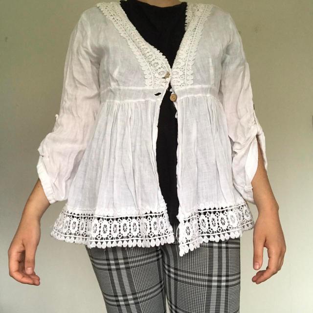 Preloved Women's Shirt - White - L on Productcaster.