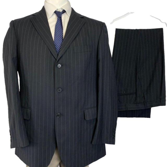 Preloved Men's Suit - Black - L on Productcaster.