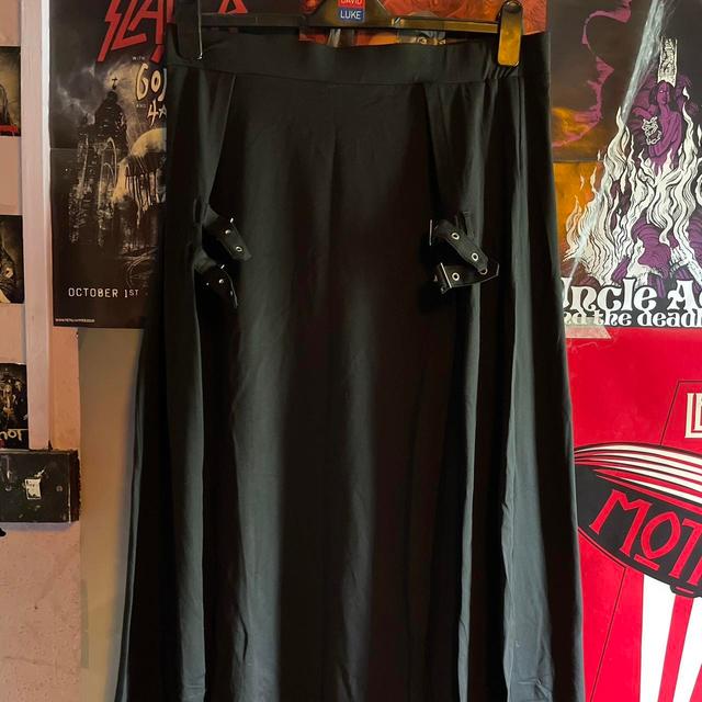 Women's Skirt - Black - UK 16 on Productcaster.