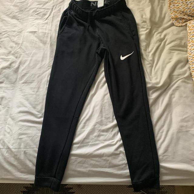 Nike Men's Sweatpants - Black - S on Productcaster.