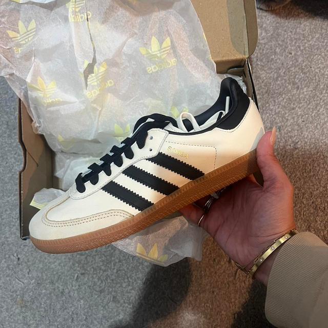 Adidas Women's Trainers - Cream - UK 5.5 on Productcaster.