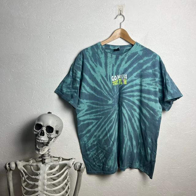 Urban Outfitters Men's T-shirt - Blue/Green - M on Productcaster.