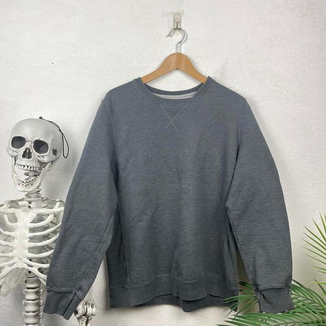 Champion Men's Sweatshirt - Grey - XL on Productcaster.