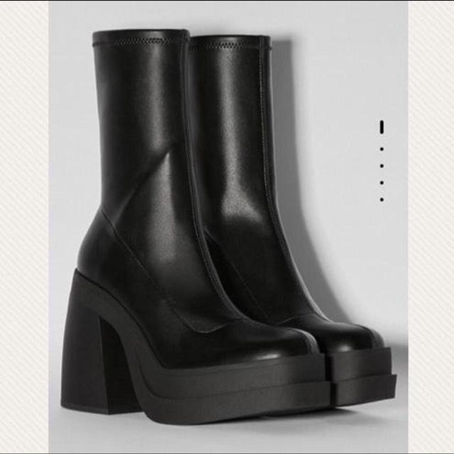 Bershka Women's Ankle Boots - Black - UK 4 on Productcaster.