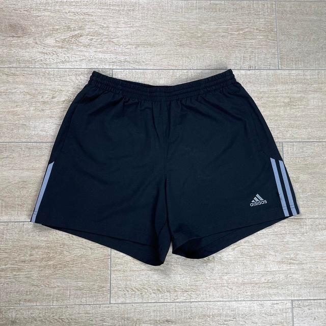 Adidas Men's Shorts - Black - 36" on Productcaster.