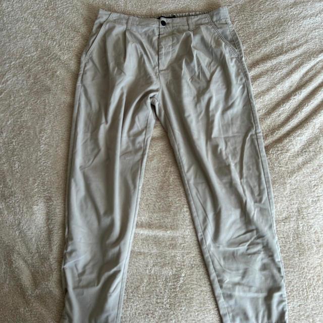 Pull&Bear Men's Trousers - Cream - 36" on Productcaster.