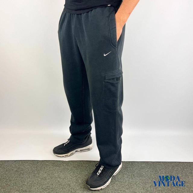 Nike Men's Sweatpants - Black - M on Productcaster.