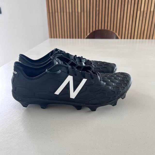 New Balance Men's Boots - Black - UK 8.5 on Productcaster.