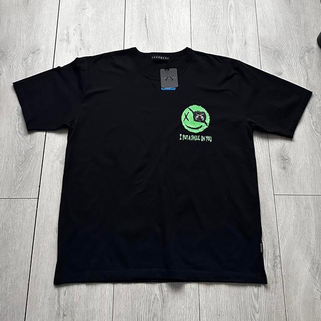 Deadstock Men's T-shirt - Black - XL on Productcaster.