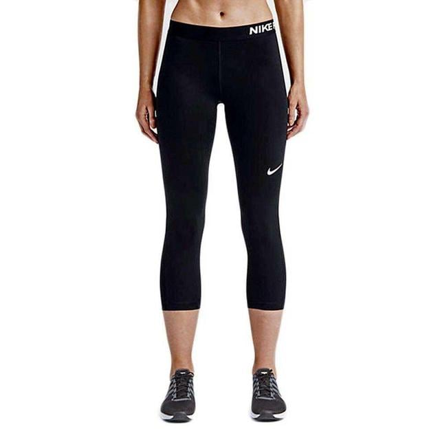 Nike Women's Leggings - Black - M on Productcaster.