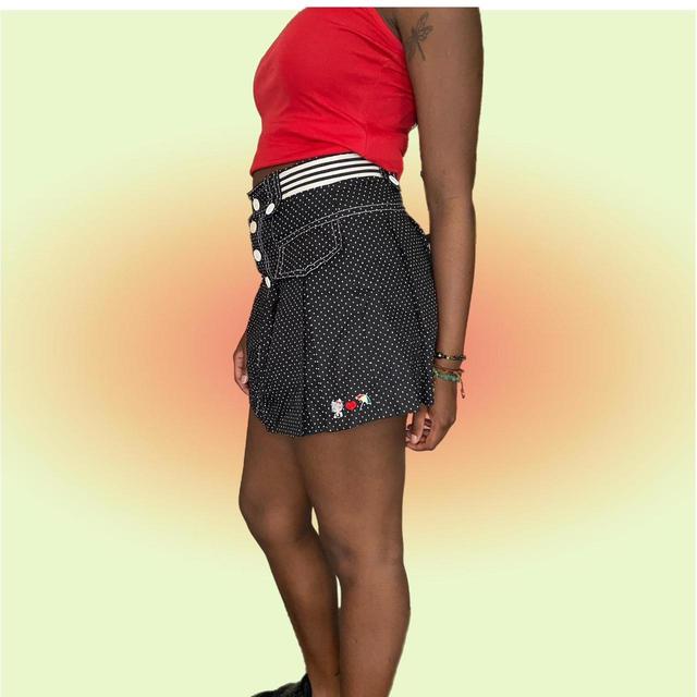 Hello Kitty Women's Mini Skirt - Black - UK 8 on Productcaster.