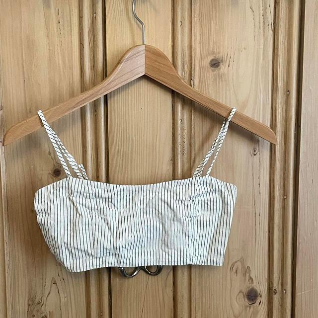 Preloved Women's Crop top - Cream - 6 on Productcaster.