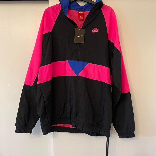 Nike Men's Windbreaker Jacket - Black/Pink - S on Productcaster.