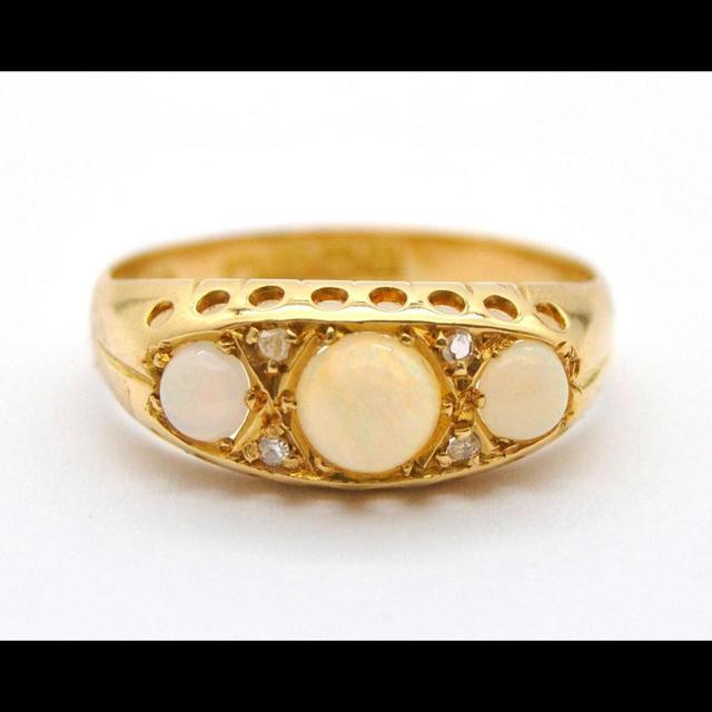 Vintage Women's Ring - Gold on Productcaster.