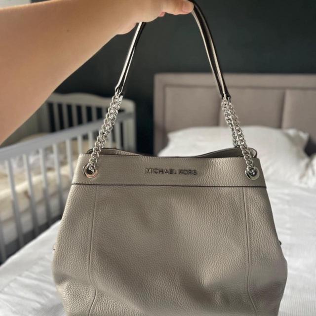 Michael Kors Women's Bag - Grey on Productcaster.