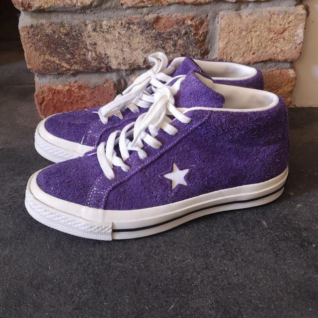 Converse Women's Trainers - Purple/White - UK 4 on Productcaster.