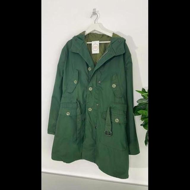 Men's Coat - Green - L on Productcaster.