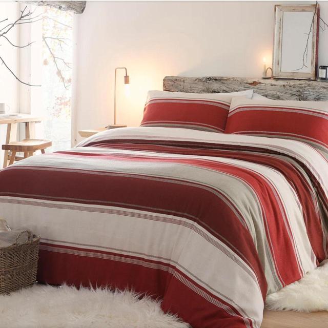 Zara Home Soft furnishing - Red on Productcaster.