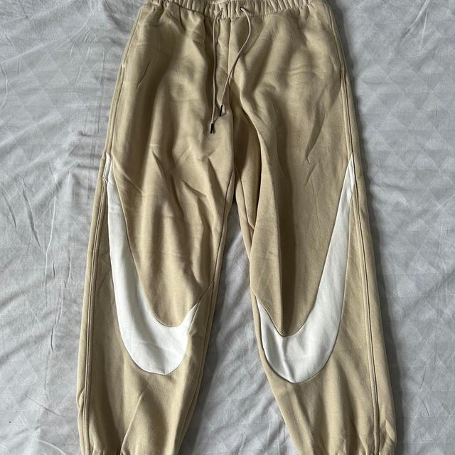 Nike Women's Sweatpants - Cream - S on Productcaster.