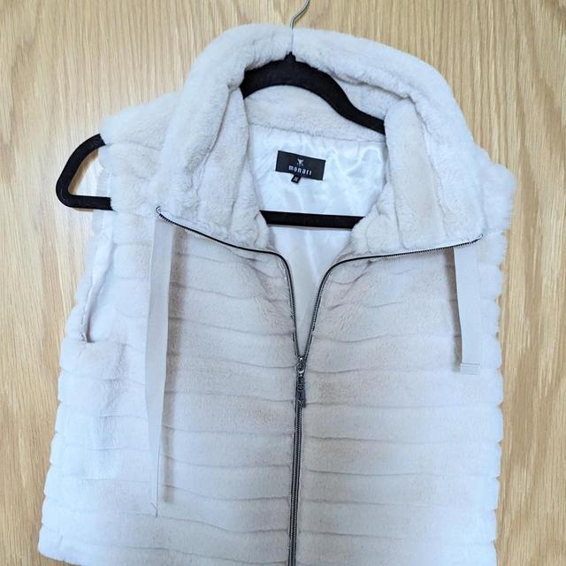 Women's Gilet - Cream - XS on Productcaster.