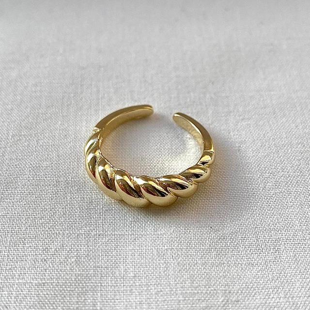 Women's Ring - Gold on Productcaster.