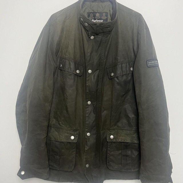 Barbour Men's Coat - Green - L on Productcaster.