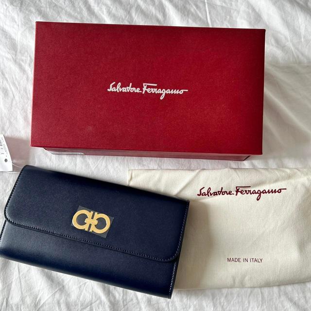 Salvatore Ferragamo Women's Clutch bags - Navy on Productcaster.