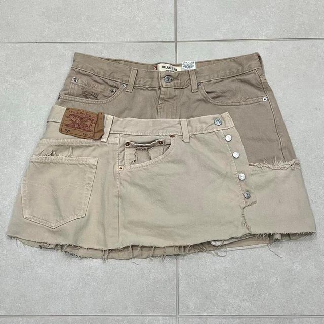 Levi's Women's Skirt - Tan - 35" on Productcaster.