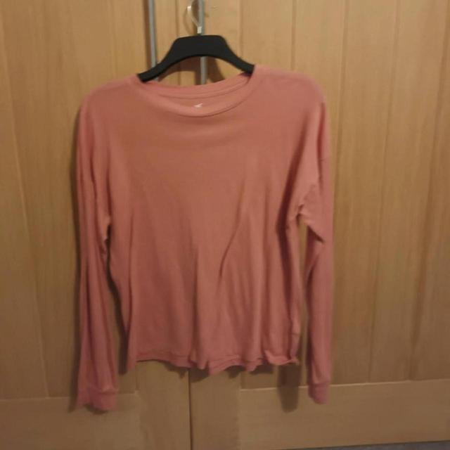 Hollister Co. Women's T-shirt - Pink - 8 on Productcaster.