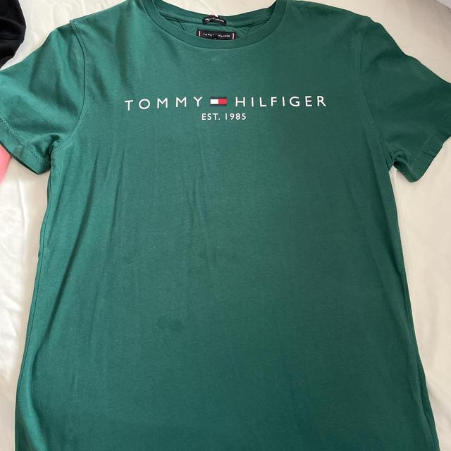 Tommy Hilfiger Women's T-shirt - Green/White - 6 on Productcaster.