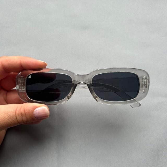 Women's Sunglasses - Black on Productcaster.