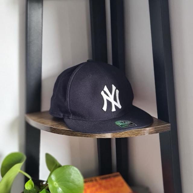 Designer Men's Caps - Black/Green on Productcaster.