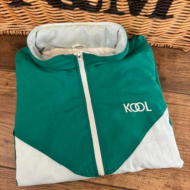 Vintage Men's Windbreaker Jacket - Green - XL on Productcaster.