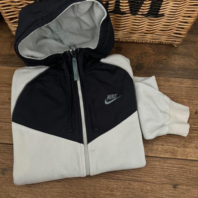 Nike Men's Hoodie - Silver/Black - M on Productcaster.