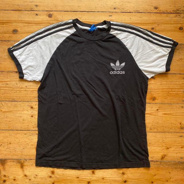 Adidas Men's T-shirt - Black - XL on Productcaster.