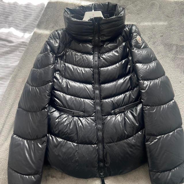 Moncler Women's Puffer - Black - UK 8 on Productcaster.