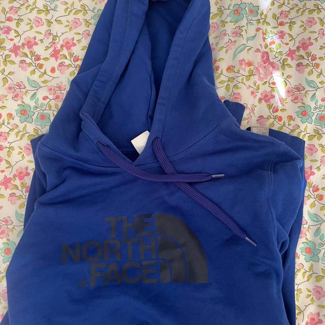 The North Face Women's Hoodie - Blue - 6 on Productcaster.