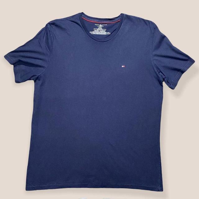 Tommy Hilfiger Men's T-shirt - Navy - XL on Productcaster.