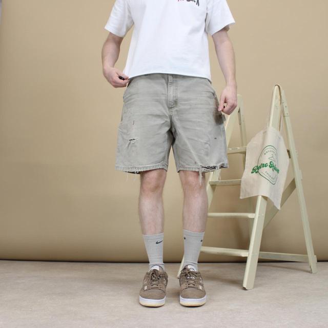 Carhartt Men's Shorts - Tan - 33" on Productcaster.