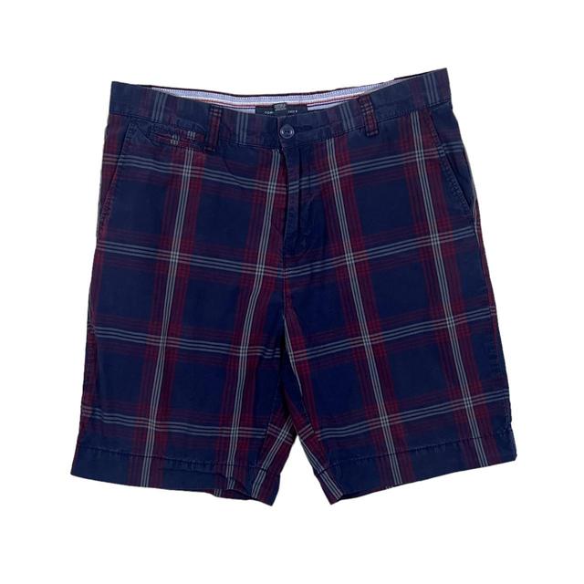 Tommy Hilfiger Men's Shorts - Navy/Red - 32" on Productcaster.