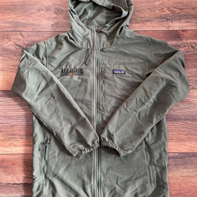 Patagonia Men's Jacket - Khaki/Green - S on Productcaster.