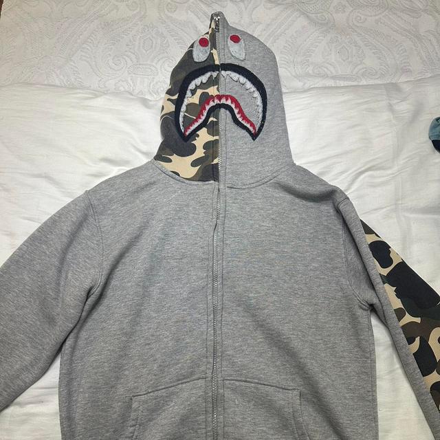 BAPE Men's Hoodie - Grey - M on Productcaster.